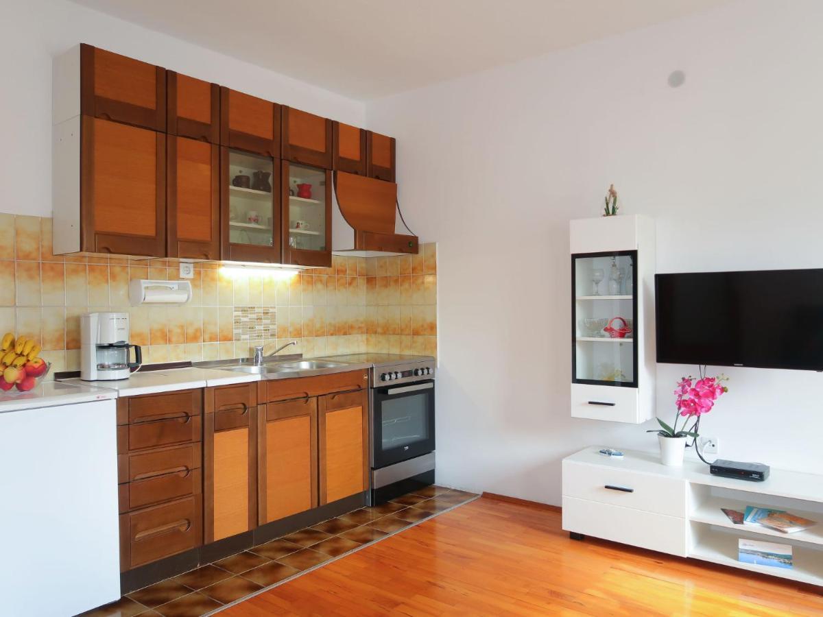 Apartment Vera - Mlk325 By Interhome Malinska Luaran gambar
